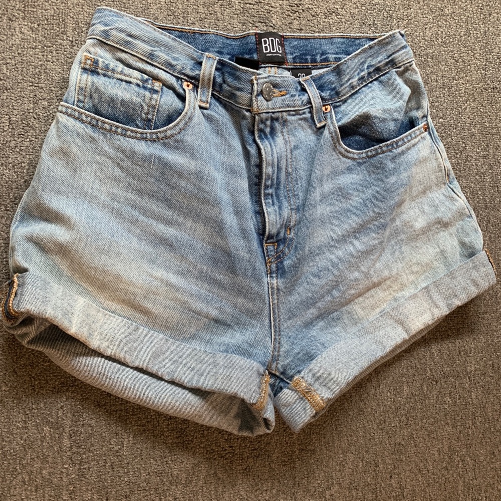 BDG mom shorts